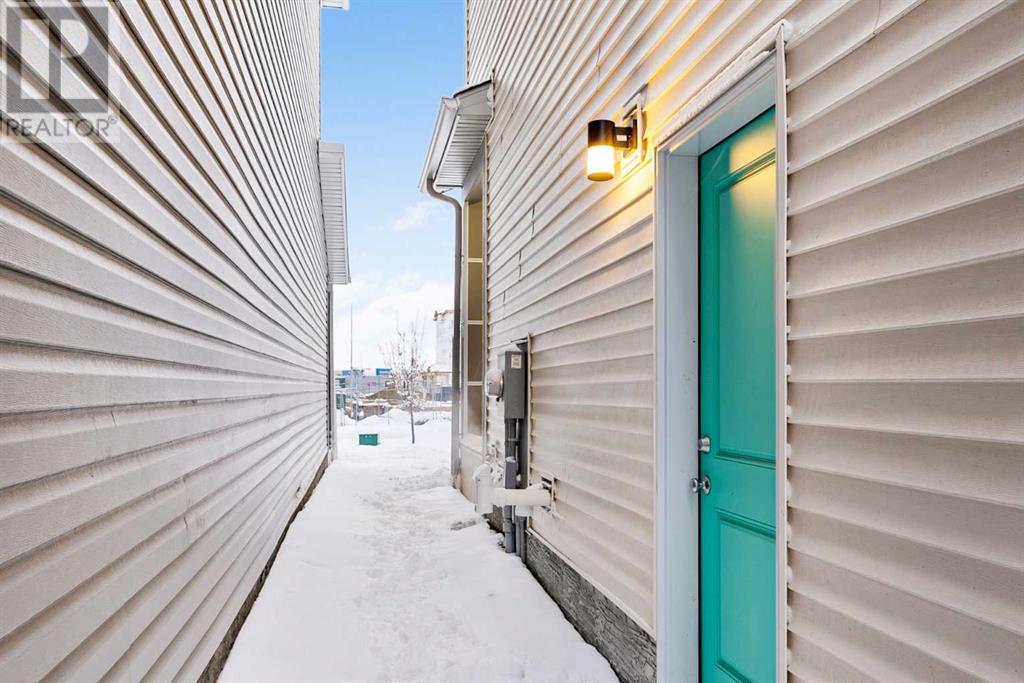 Single Family House for Sale in  Belvedere Point SE Belvedere Calgary 