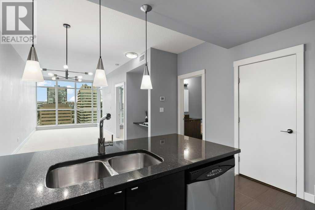 Single Family House for Sale in    Avenue SW Beltline Calgary 