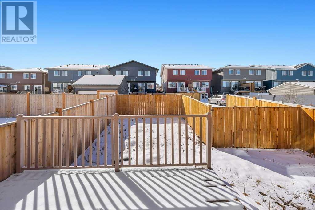 Single Family House 4 Level for Sale in  Howse Manor NE Livingston Calgary 