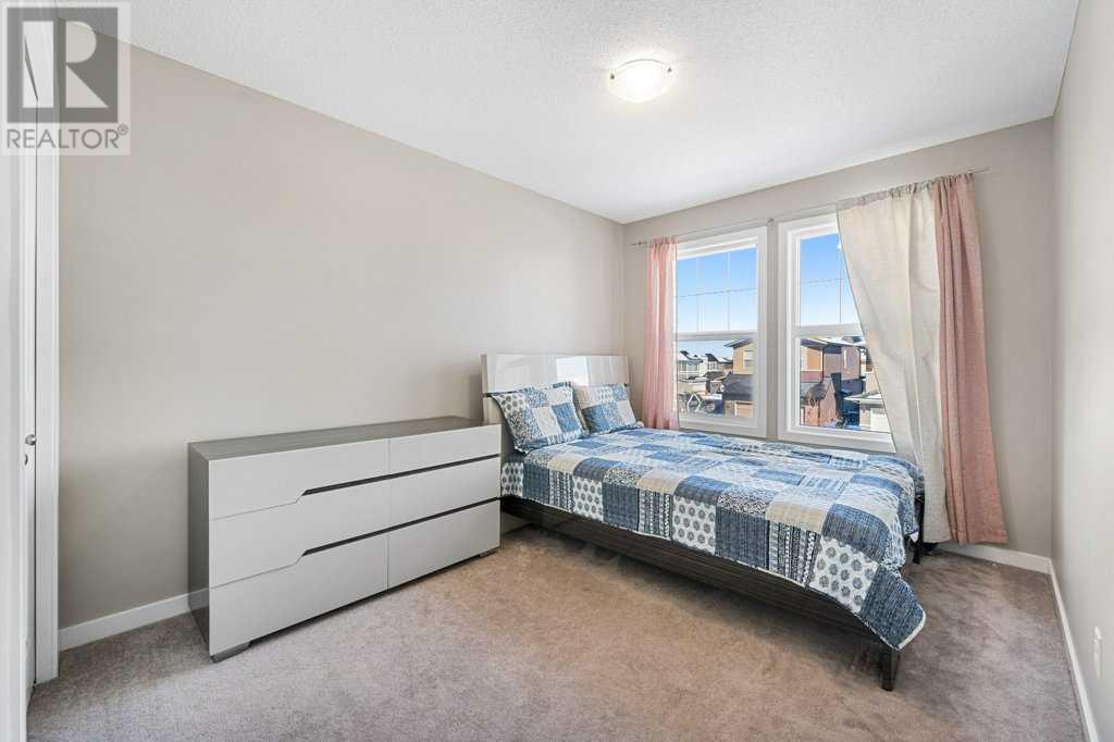 Single Family House 4 Level for Sale in  Howse Manor NE Livingston Calgary 