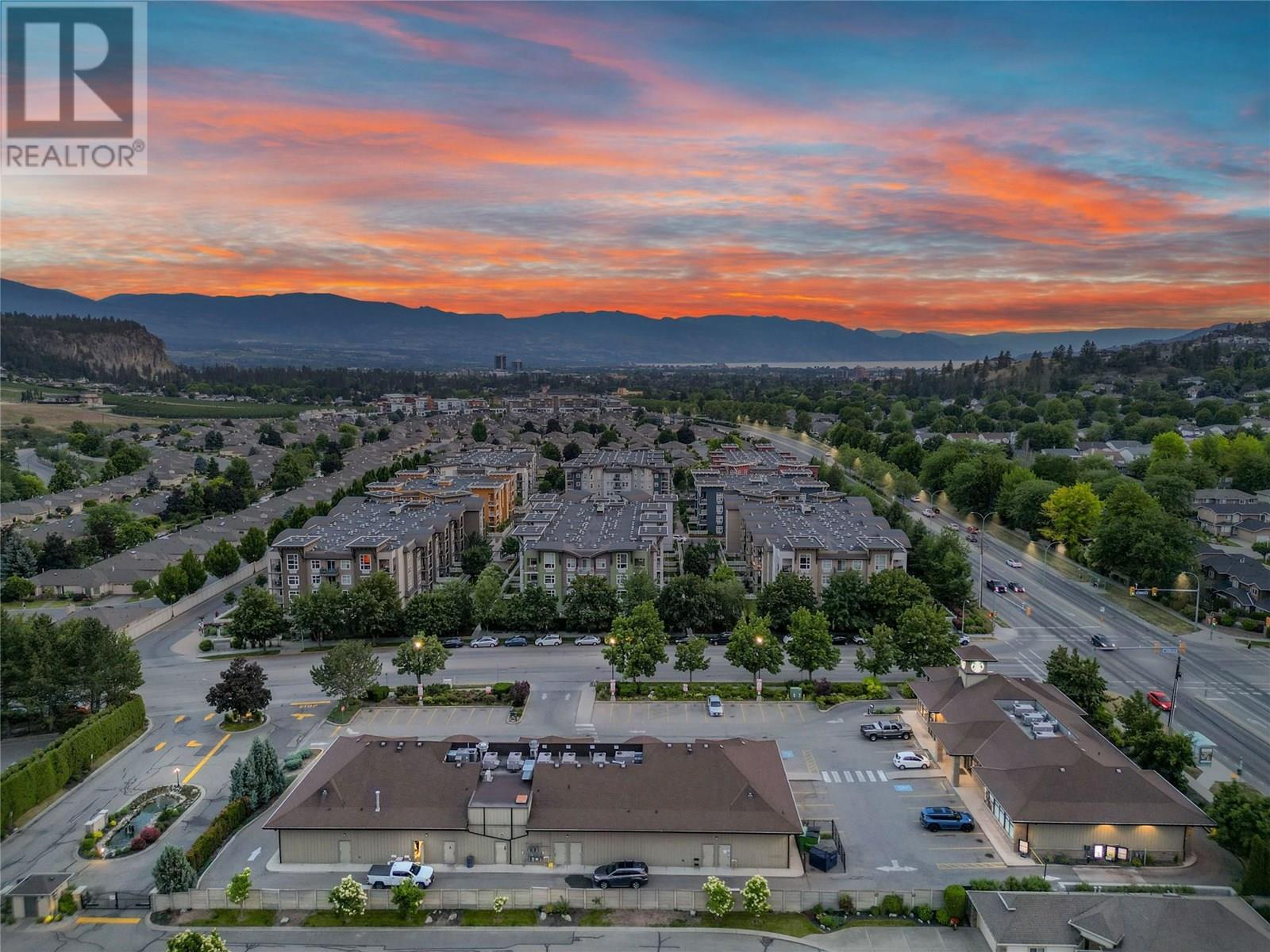 102 532 Yates Road, Kelowna