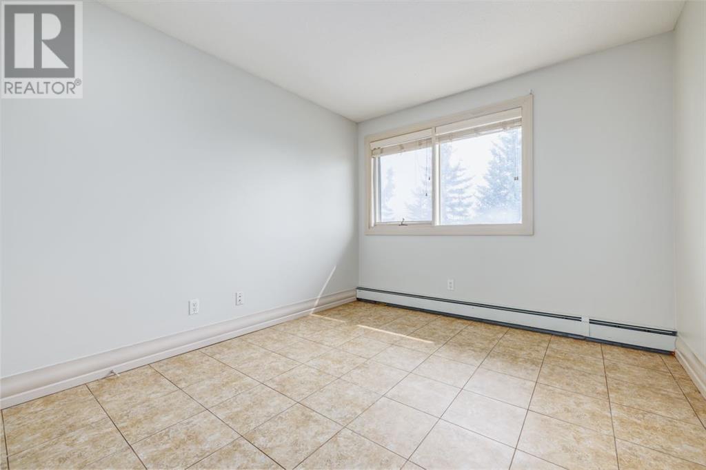 Single Family House Multi-level for Sale in   Village Mews SW Patterson Calgary 