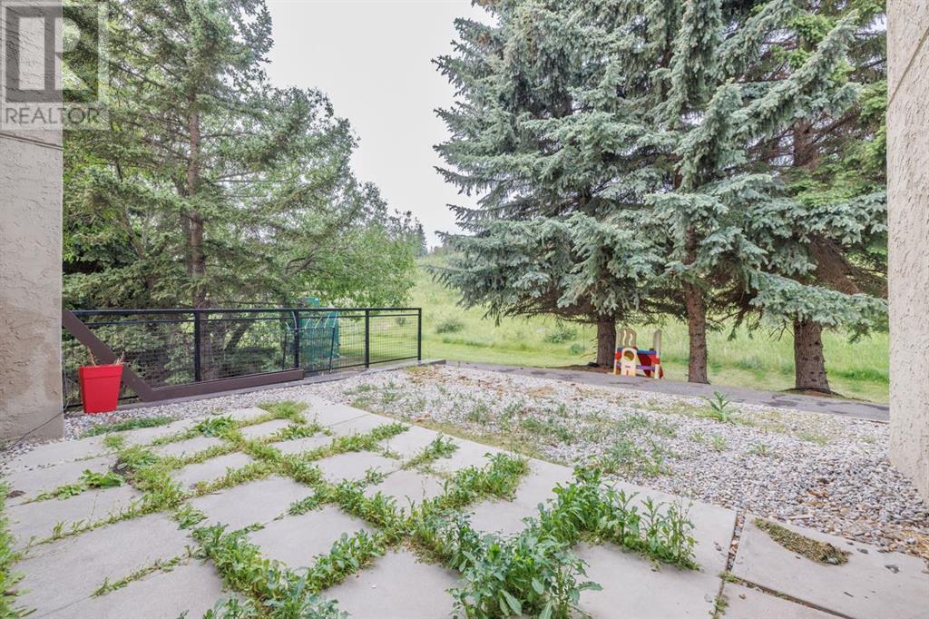 Single Family House Multi-level for Sale in   Village Mews SW Patterson Calgary 