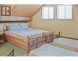 6437 Shore Court, Green Lake, BC V0K2K2 Photo 16