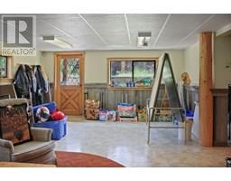 6437 Shore Court, Green Lake, BC V0K2K2 Photo 18