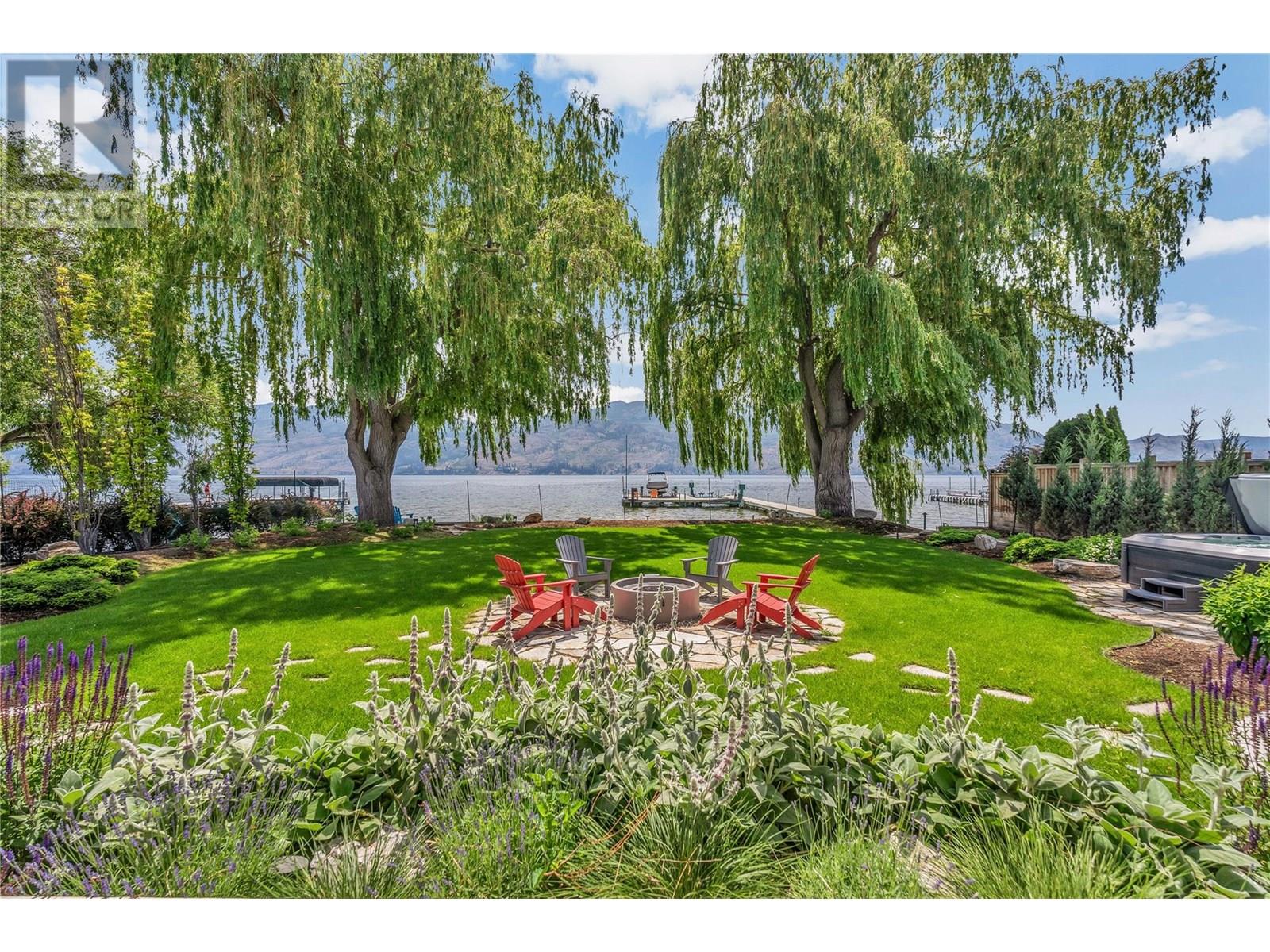 2463 Whitworth Road, West Kelowna