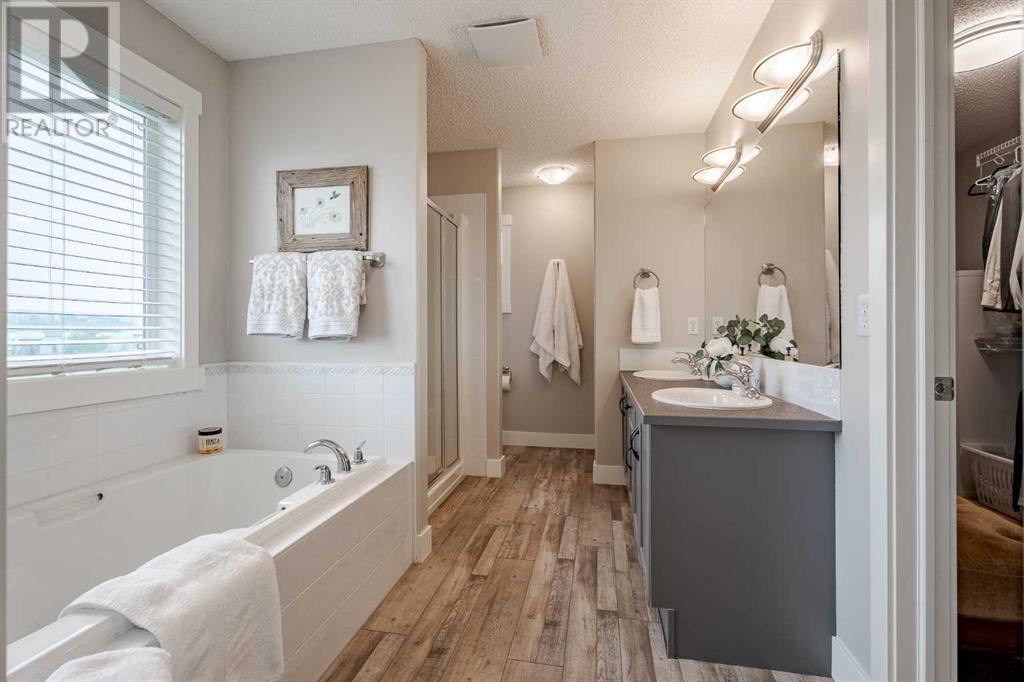 Single Family House for Sale in  Evansbrooke Landing NW Evanston Calgary 