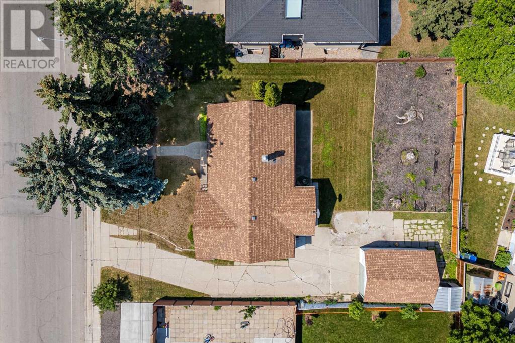 Single Family House Bungalow for Sale in   Avenue NE Winston Heights/Mountview Calgary 