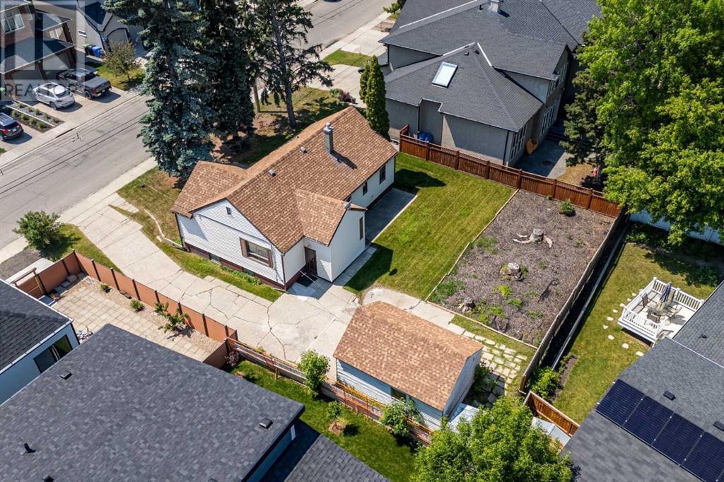 Single Family House Bungalow for Sale in   Avenue NE Winston Heights/Mountview Calgary 