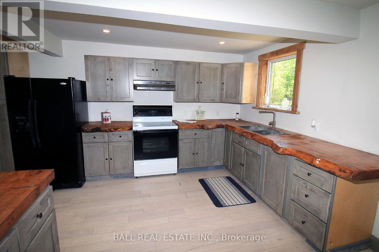 Photo 4 of 99 Moore Lane, Bancroft ON