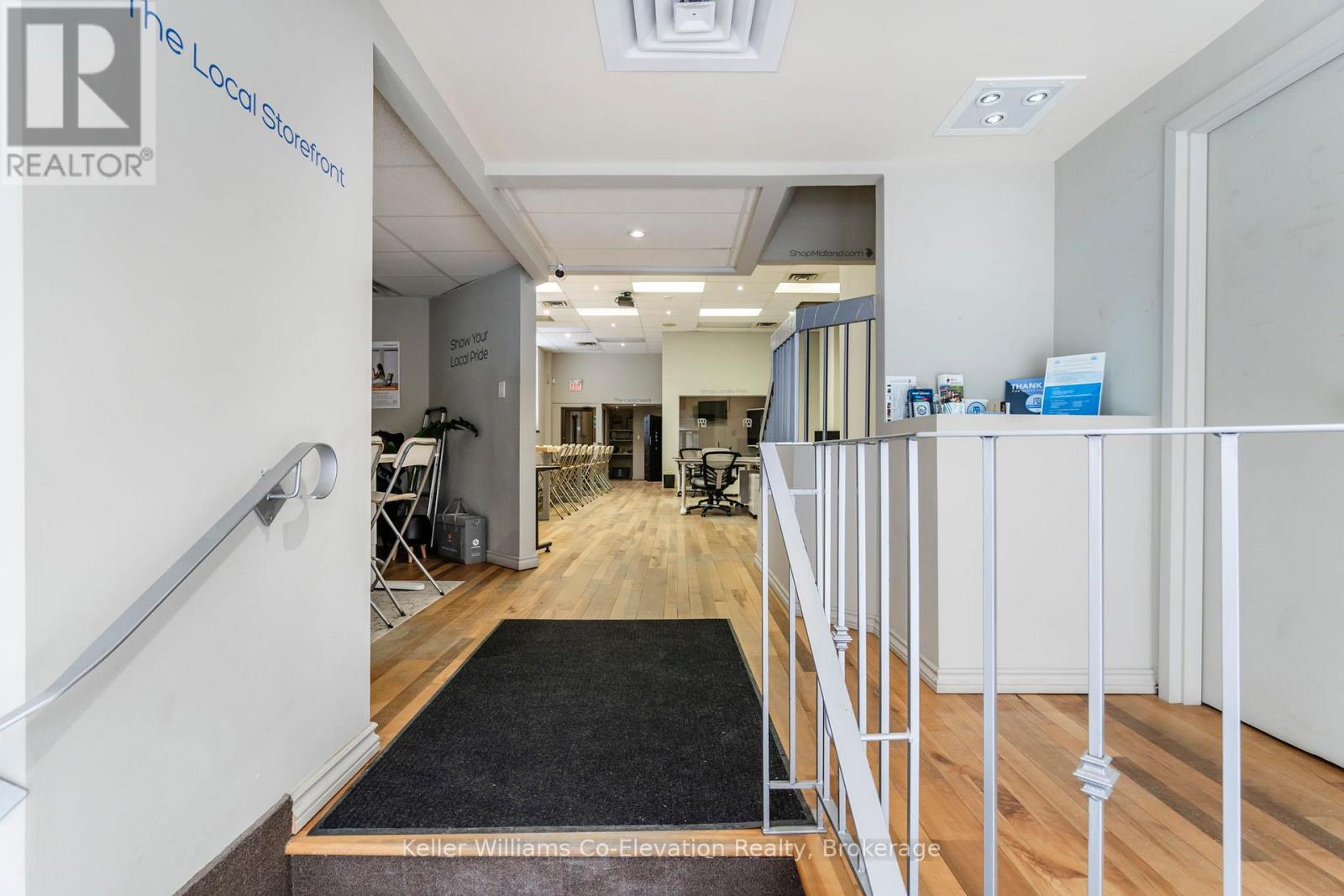 Photo 5 of 270 King Street, Midland ON