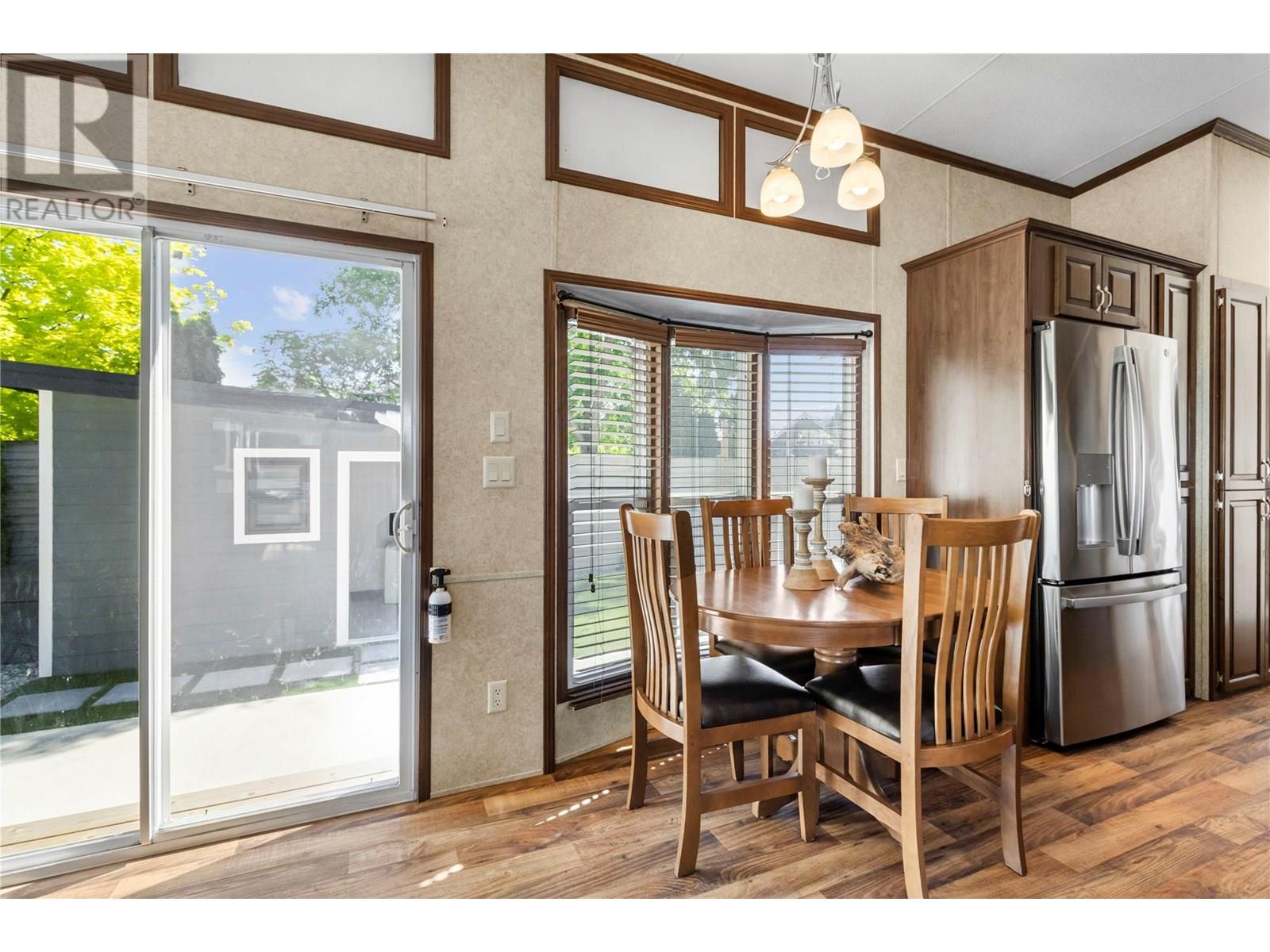 Photo 14 of 1131 Pine Grove Road Unit 38, Scotch Creek BC