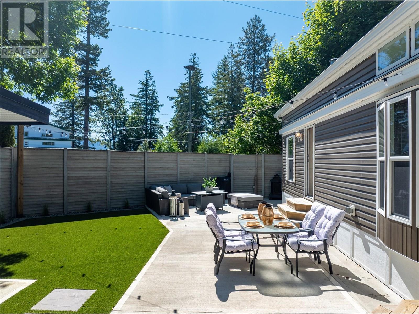 Photo 25 of 1131 Pine Grove Road Unit 38, Scotch Creek BC