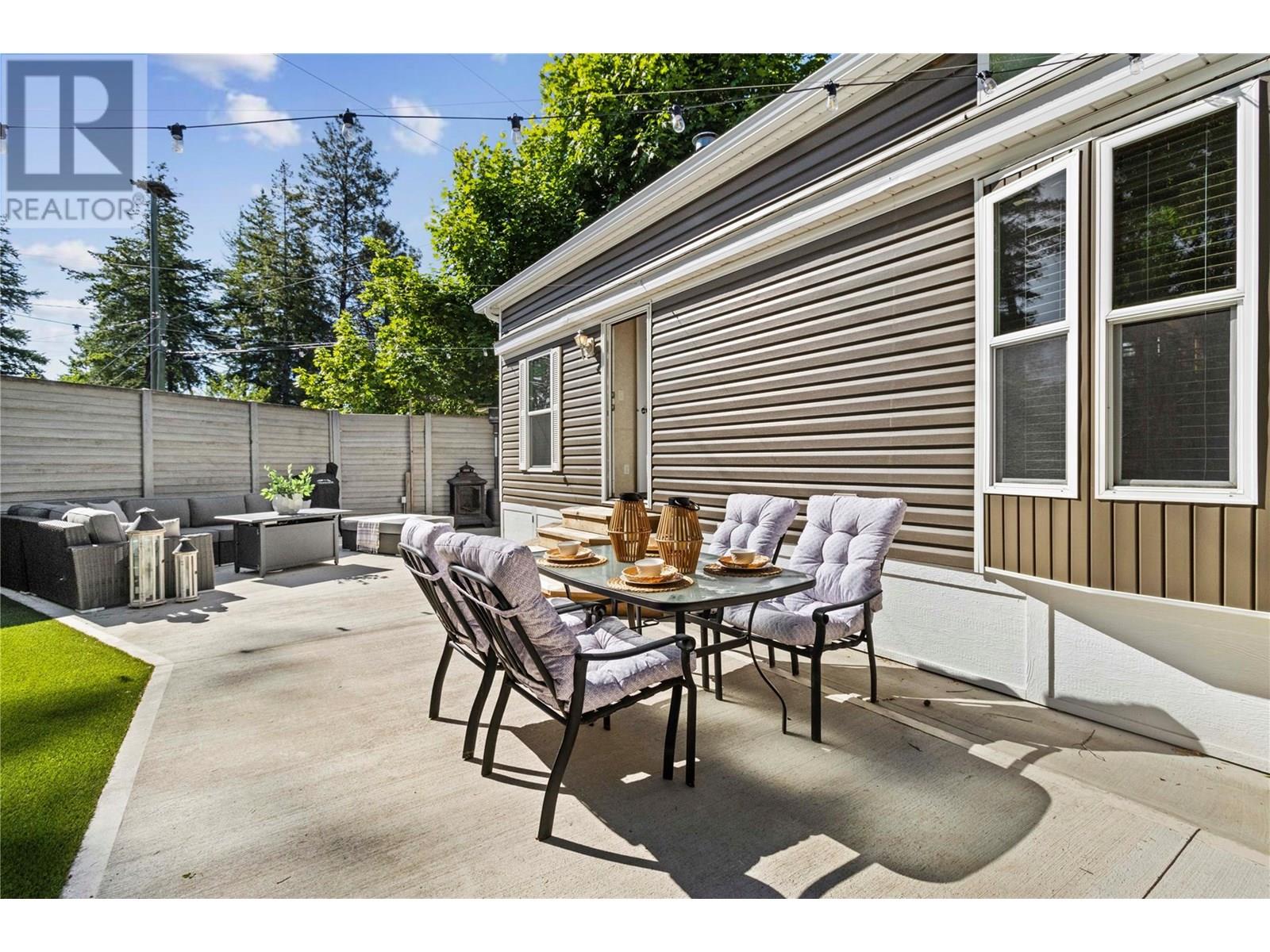 Photo 9 of 1131 Pine Grove Road Unit 38, Scotch Creek BC