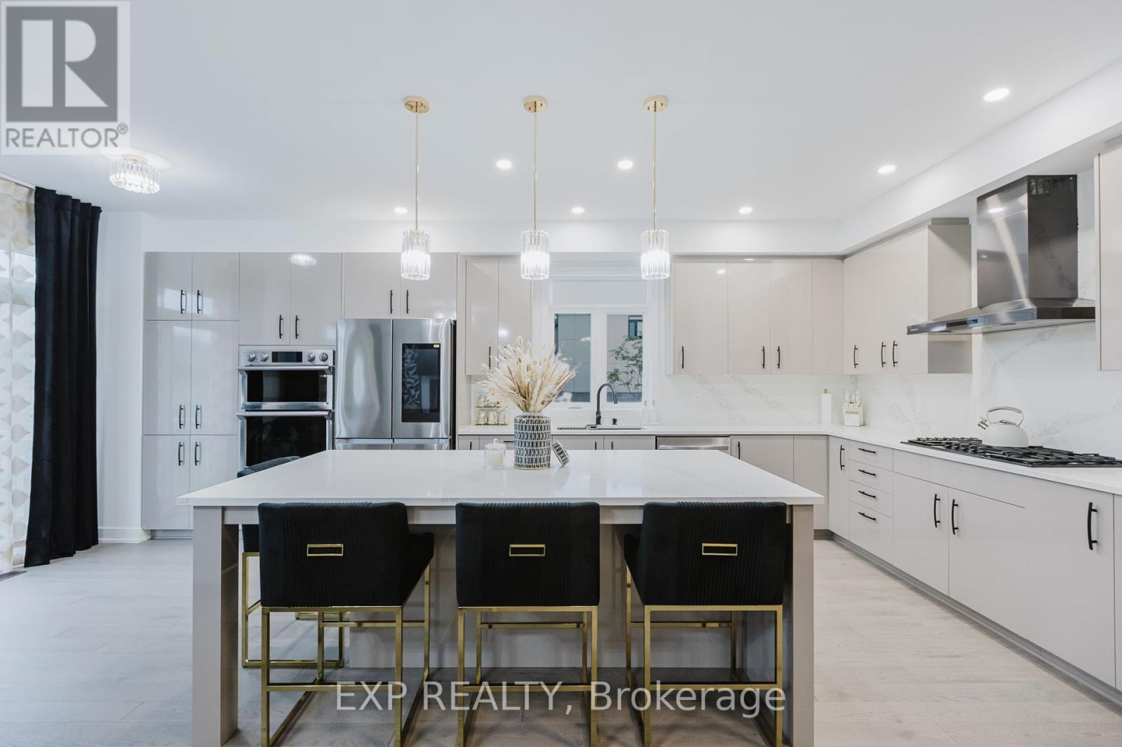 Photo 19 of 900 Duxbury Lane, Ottawa ON