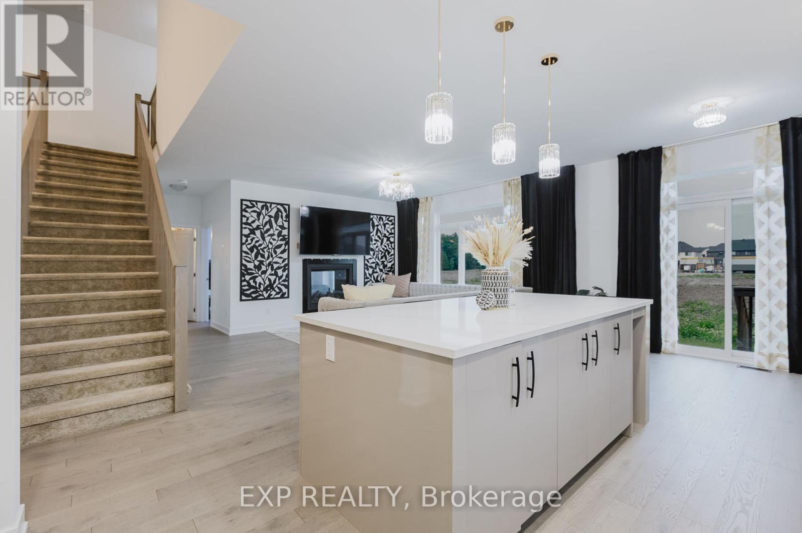 Photo 22 of 900 Duxbury Lane, Ottawa ON