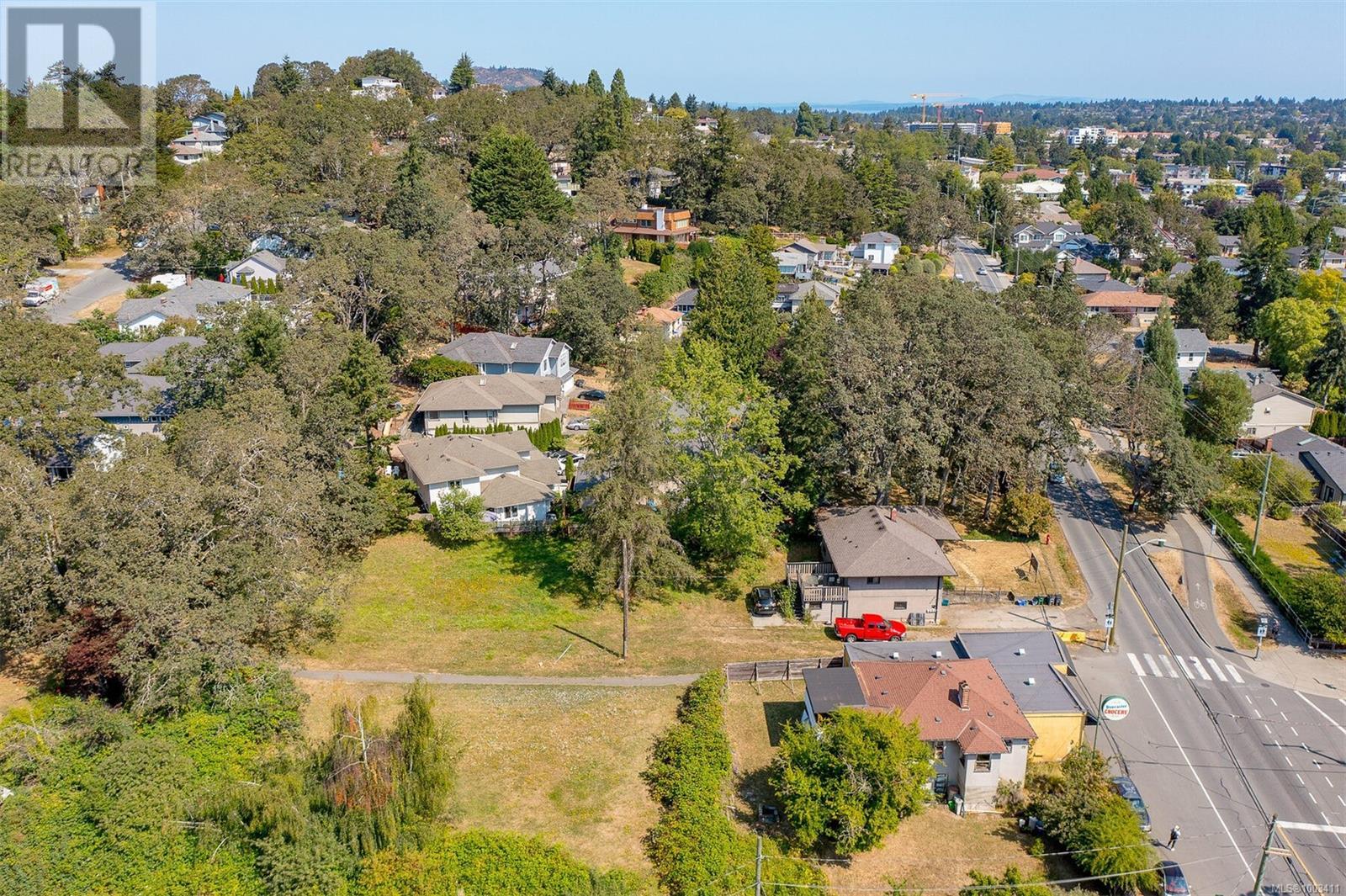 Photo 17 of 3494 Cedar Hill Rd, Saanich BC