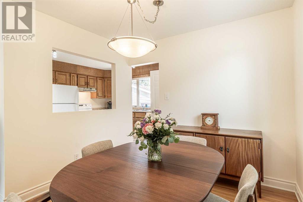 Single Family House Bungalow for Sale in  Barr Road NW Brentwood Calgary 