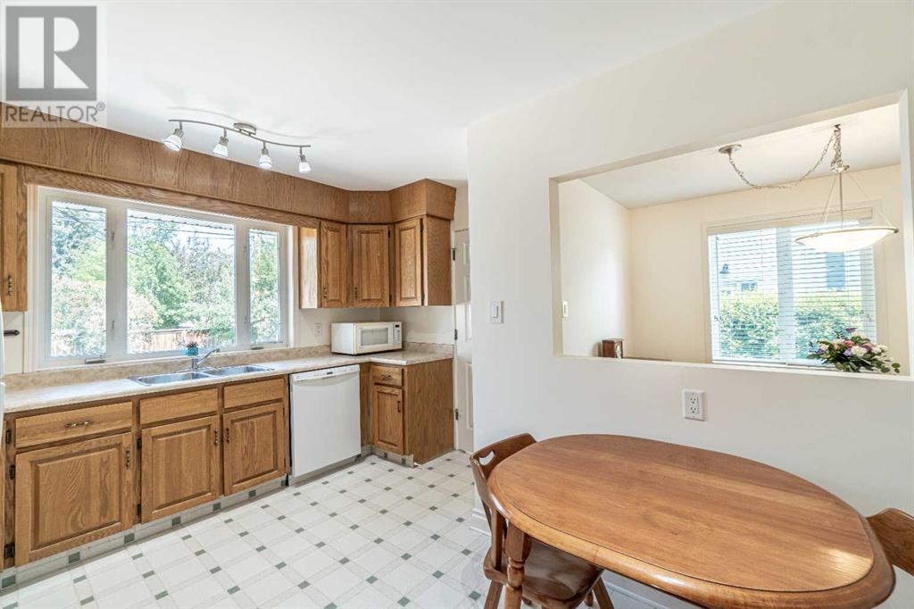 Single Family House Bungalow for Sale in  Barr Road NW Brentwood Calgary 