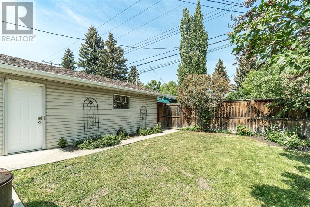 Single Family House Bungalow for Sale in  Barr Road NW Brentwood Calgary 