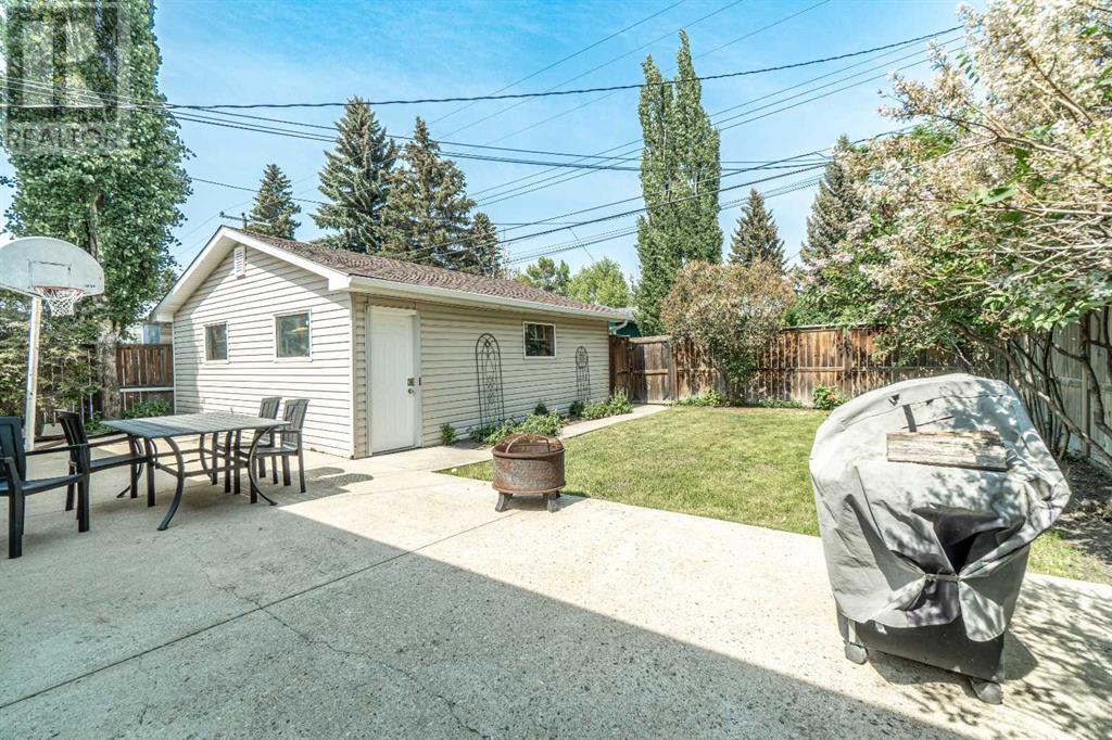 Single Family House Bungalow for Sale in  Barr Road NW Brentwood Calgary 