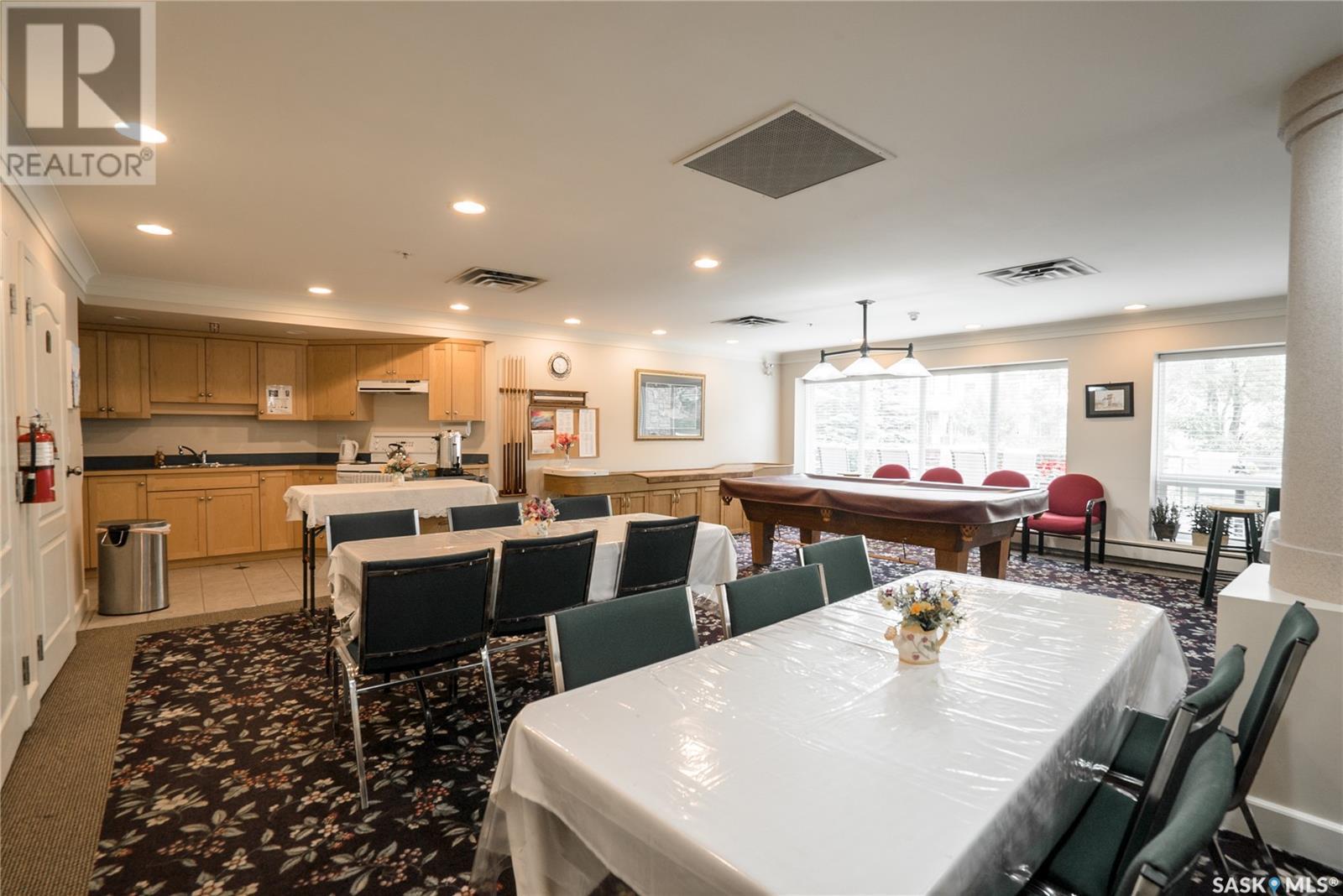 Single Family House High rise for Sale in   Acadia DRIVE Saskatoon 