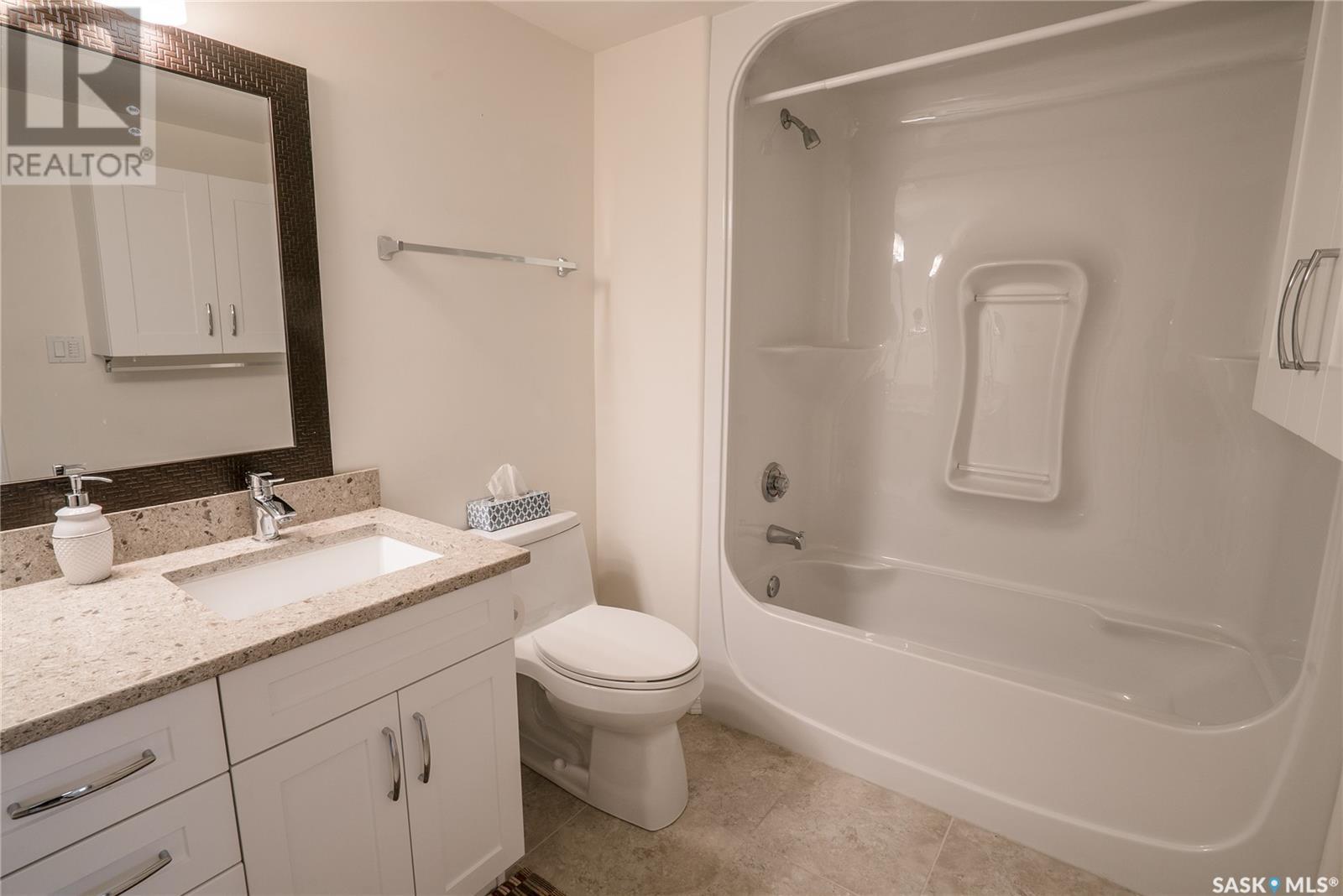 Single Family House High rise for Sale in   Acadia DRIVE Saskatoon 