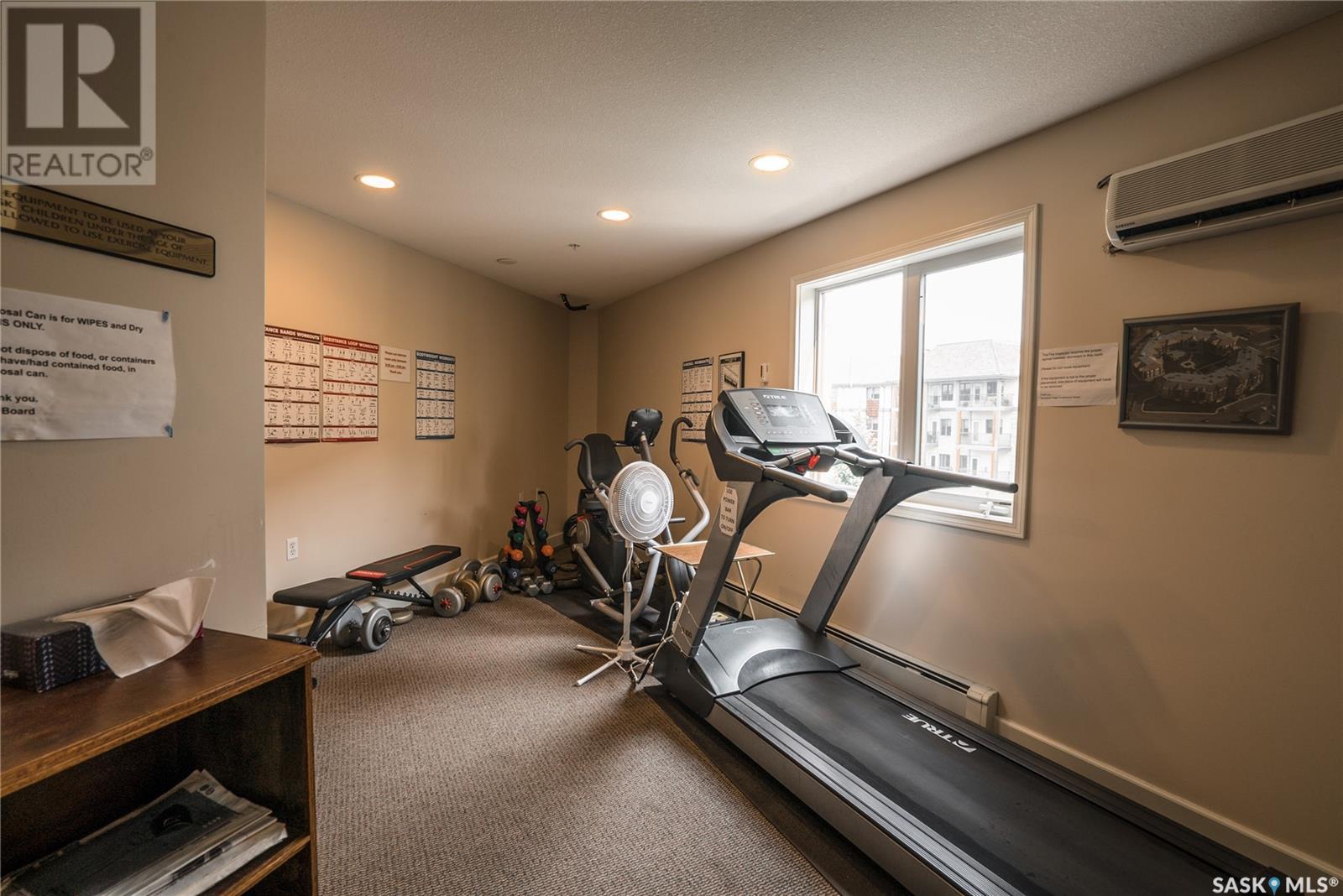 Single Family House High rise for Sale in   Acadia DRIVE Saskatoon 