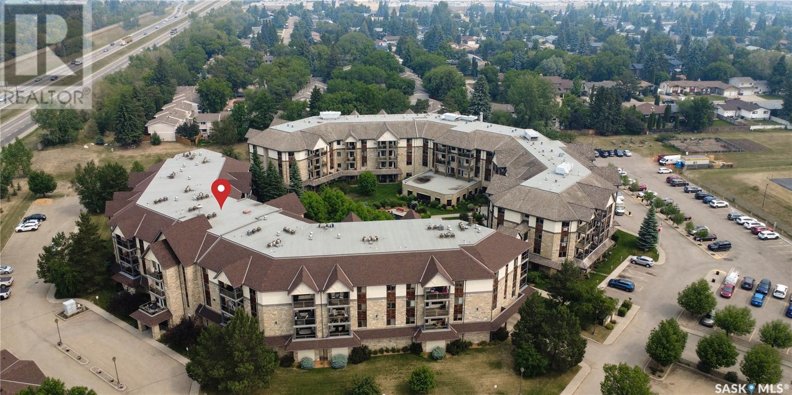 Single Family House High rise for Sale in   Acadia DRIVE Saskatoon 