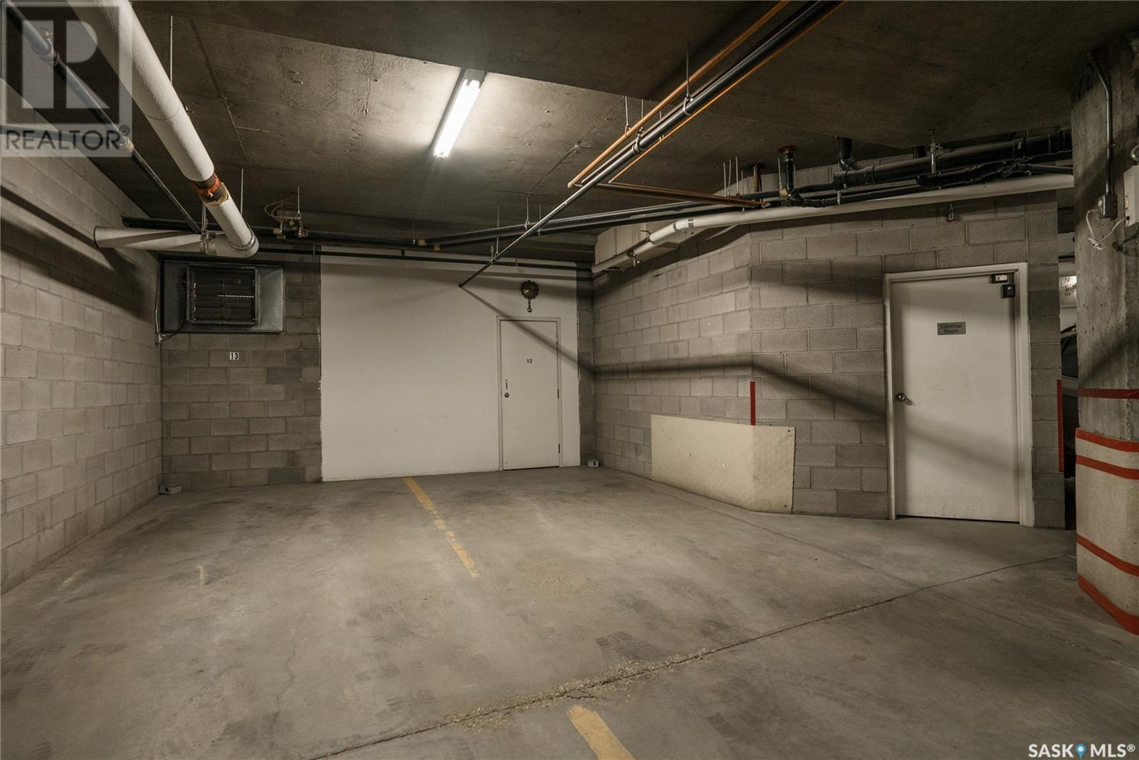Single Family House High rise for Sale in   Acadia DRIVE Saskatoon 