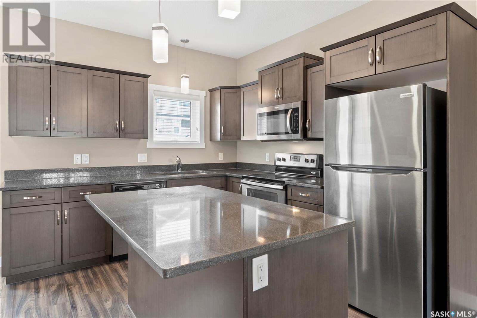 Photo 4 of 1216 Pringle Way, Saskatoon SK