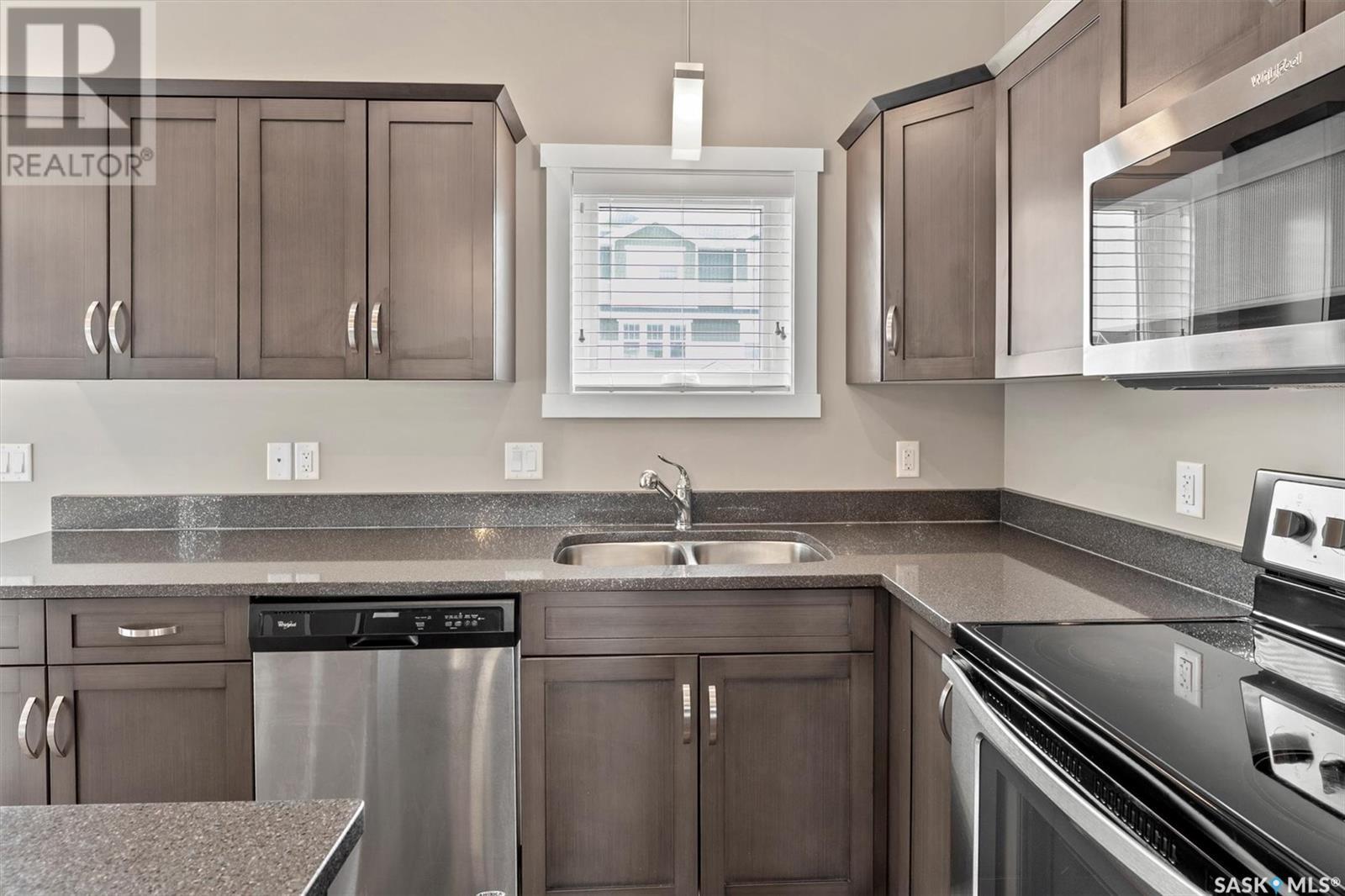 Photo 6 of 1216 Pringle Way, Saskatoon SK