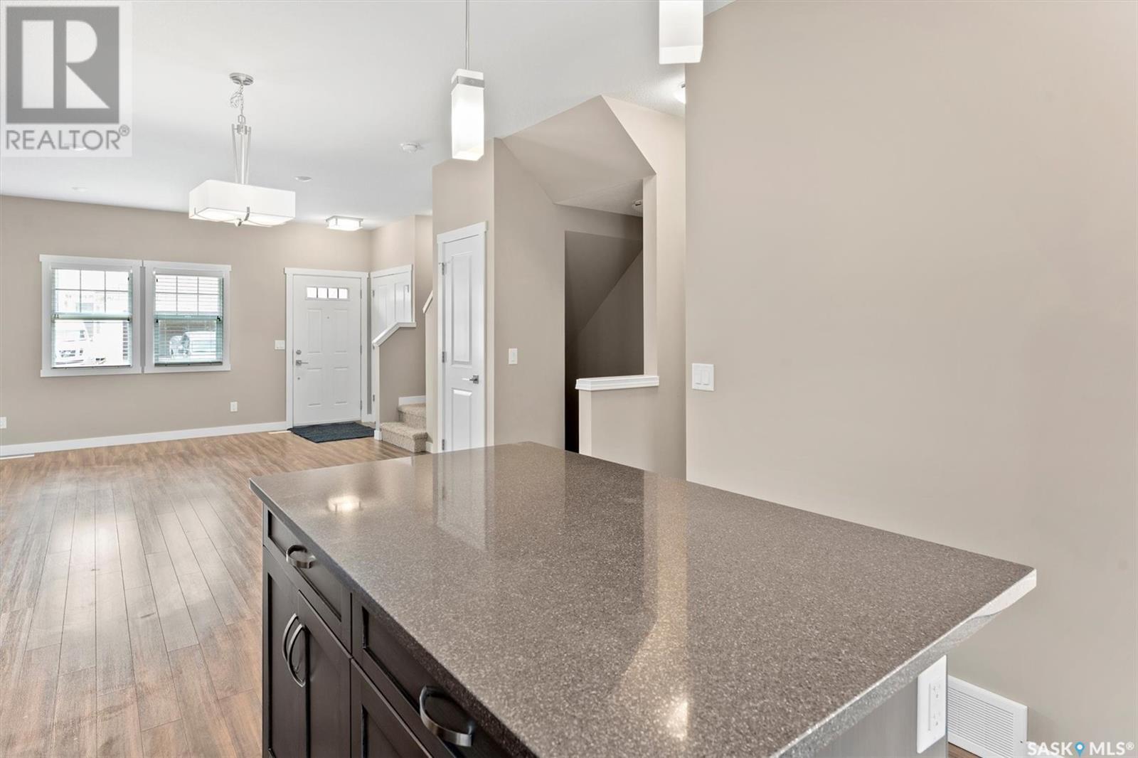 Photo 7 of 1216 Pringle Way, Saskatoon SK