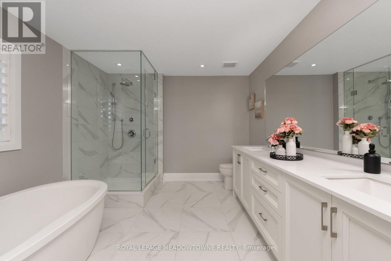 Photo 44 of 67 West Branch Drive, Halton Hills ON