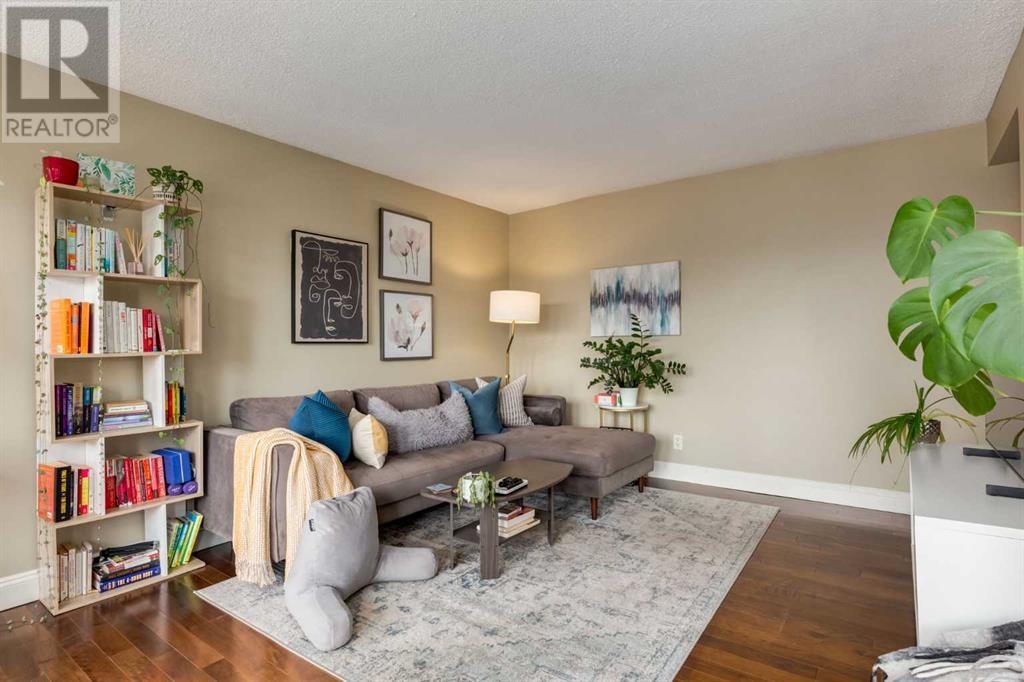 Single Family House for Sale in    Avenue SW Beltline Calgary 