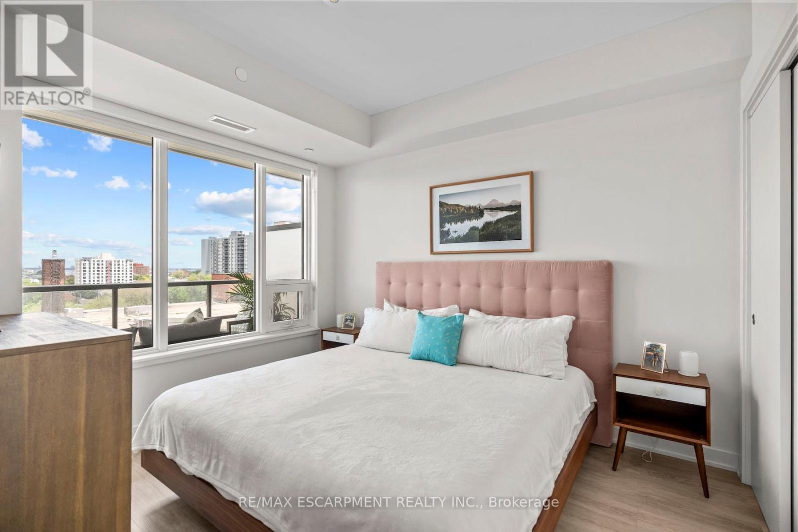 Photo 13 of 818 212 King William Street, Hamilton ON