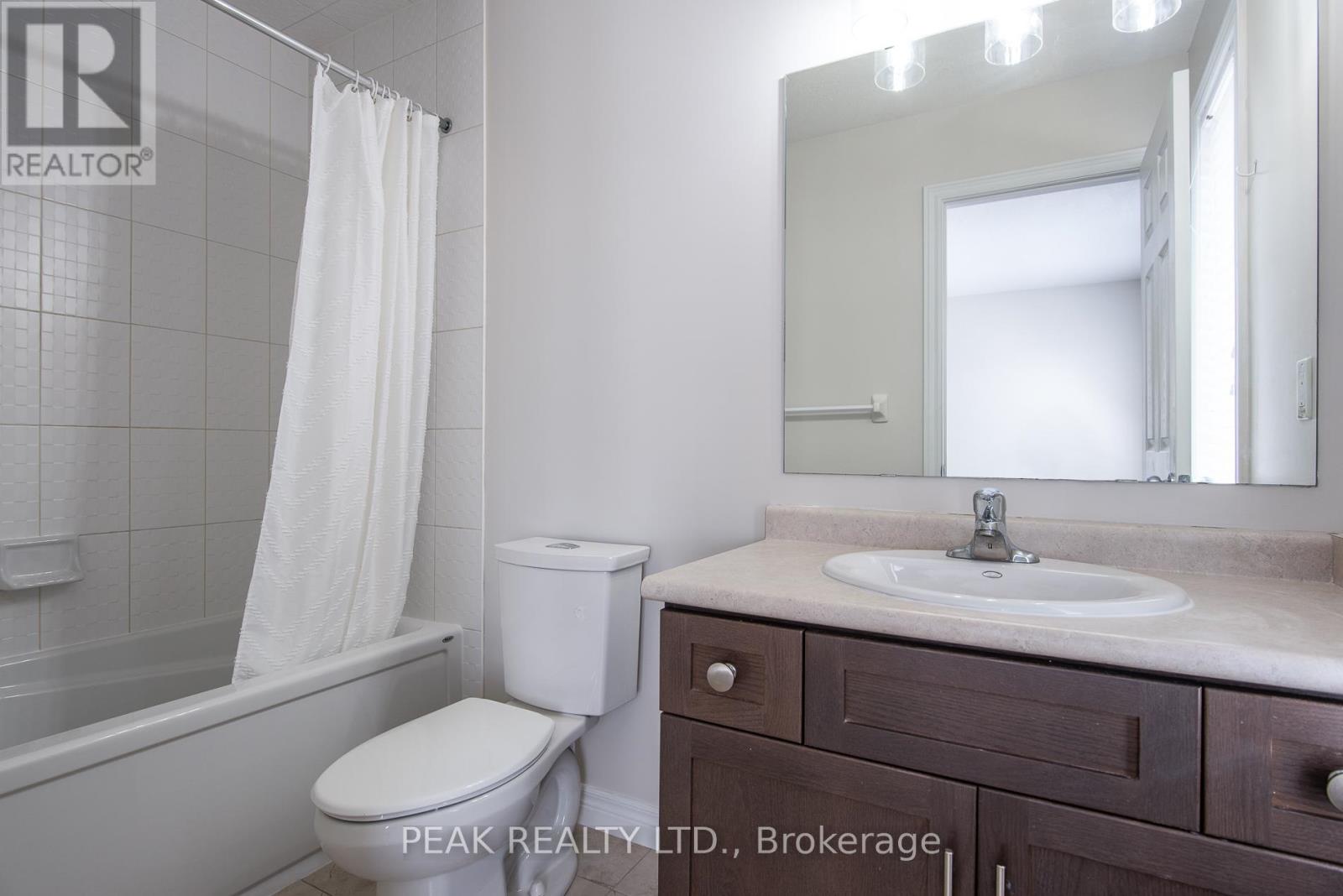 Photo 14 of J 3 70 Willowrun Drive, Kitchener ON