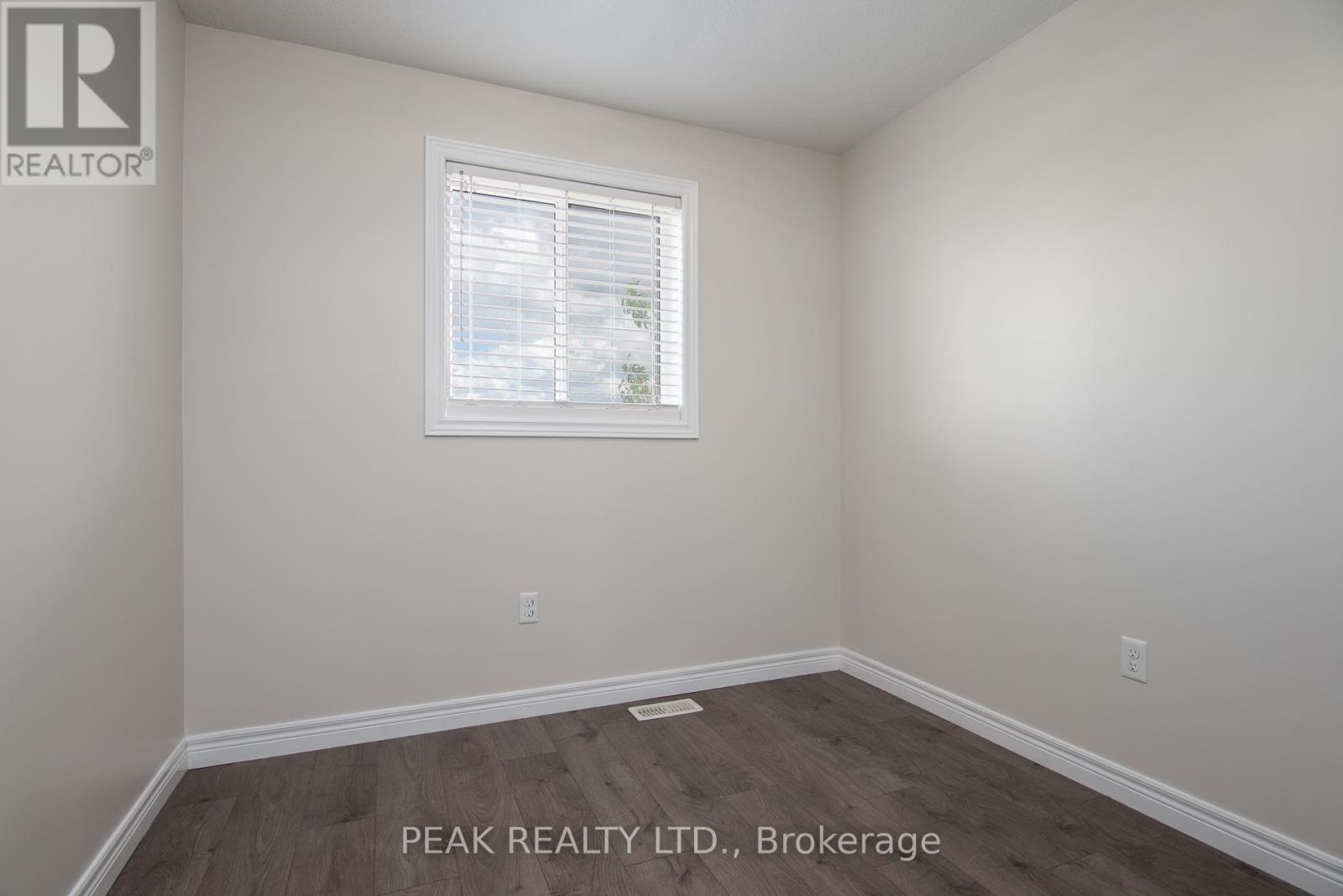 Photo 18 of J 3 70 Willowrun Drive, Kitchener ON
