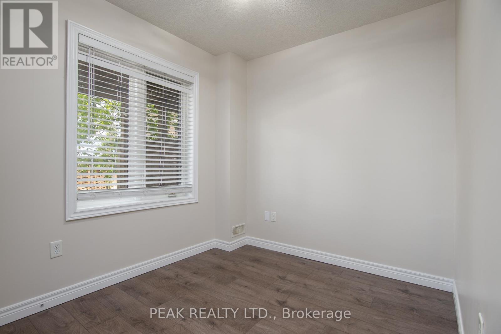 Photo 20 of J 3 70 Willowrun Drive, Kitchener ON