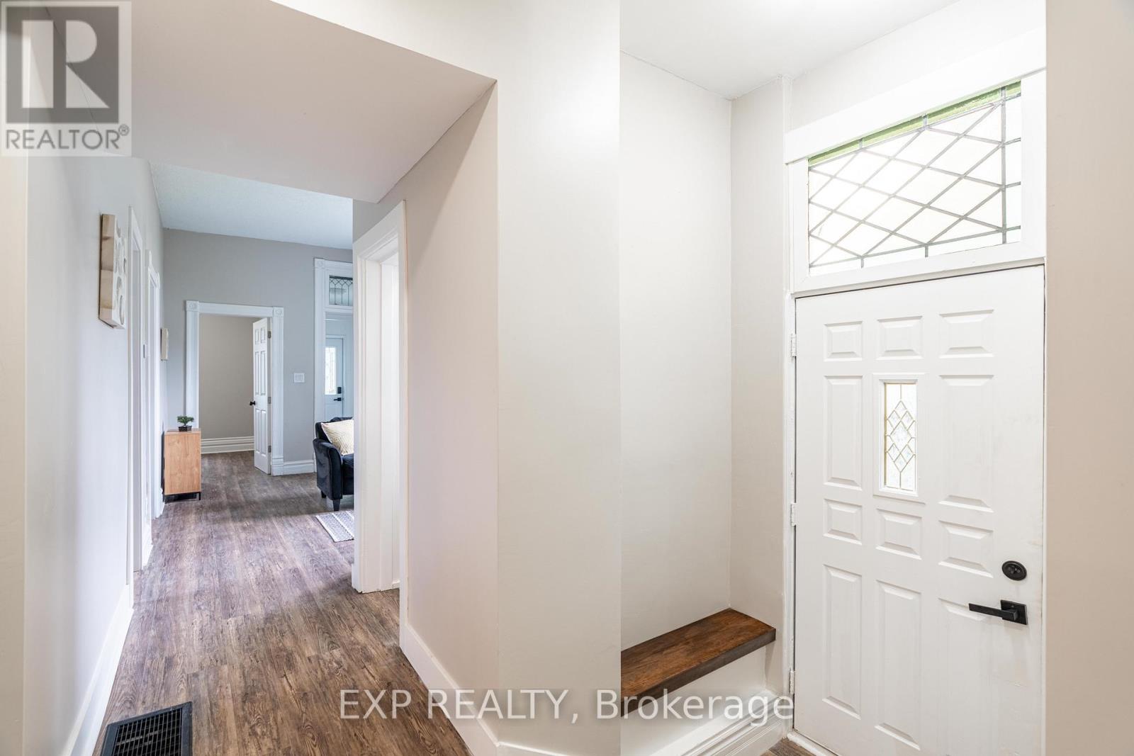 Photo 10 of 354 Spruce Street, London East ON