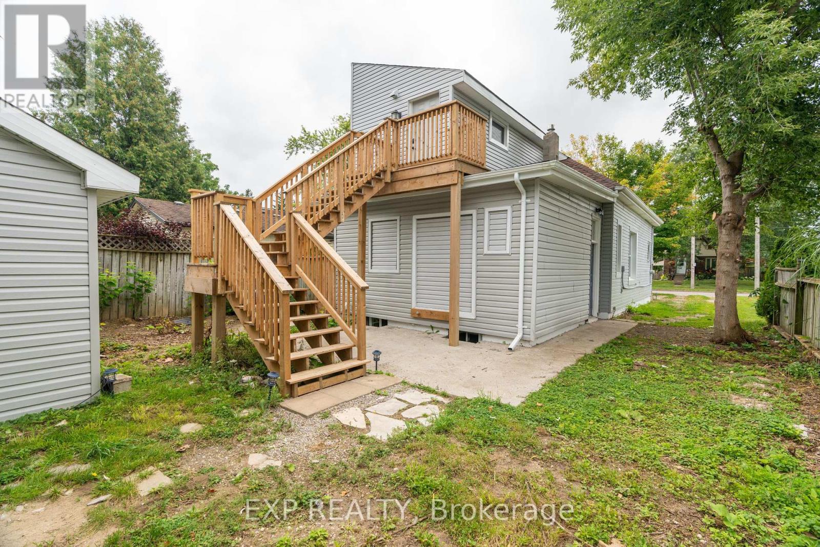 Photo 40 of 354 Spruce Street, London East ON