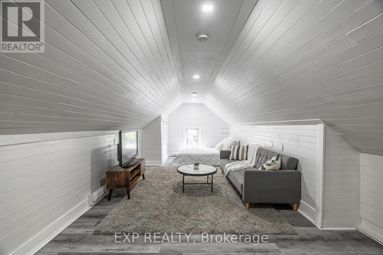 Photo 43 of 354 Spruce Street, London East ON