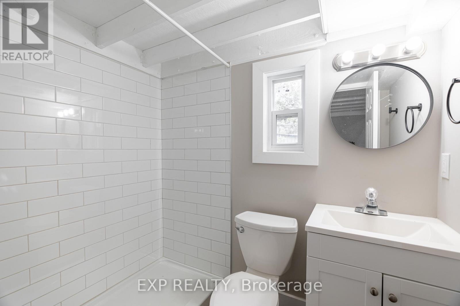 Photo 20 of 354 Spruce Street, London East ON