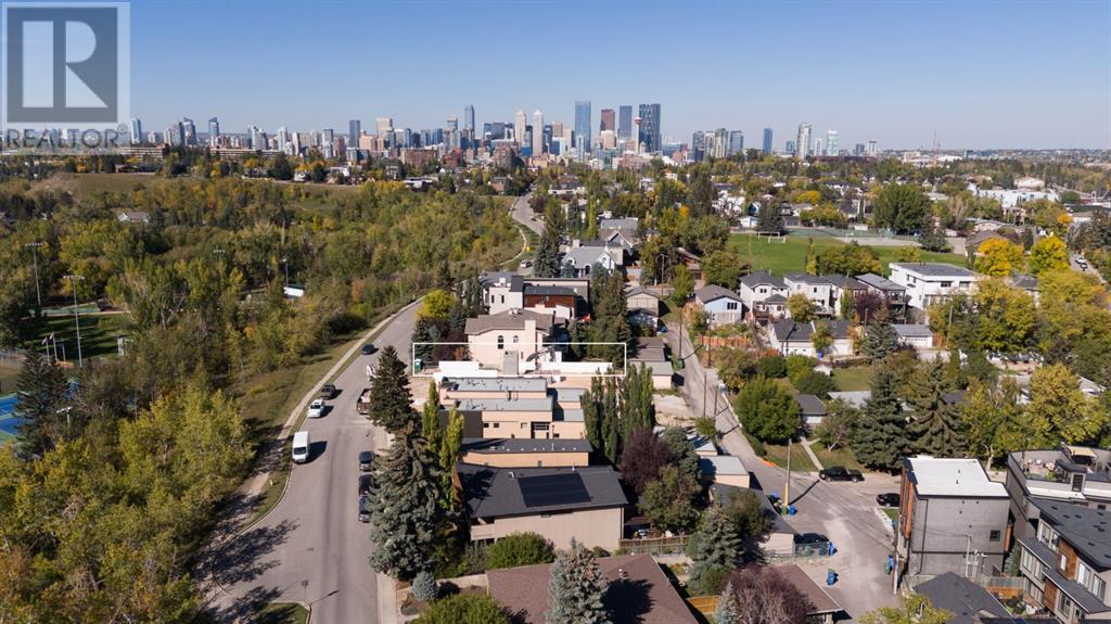 Single Family House for Sale in B  A Street SW Parkhill Calgary 