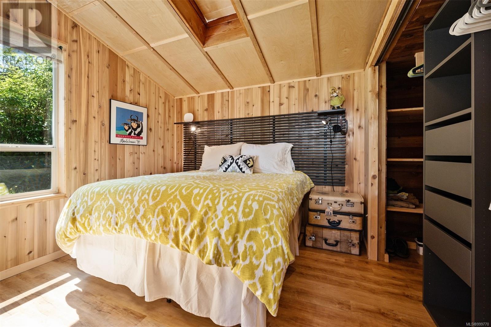 1076 Pacific Rim Hwy, Tofino