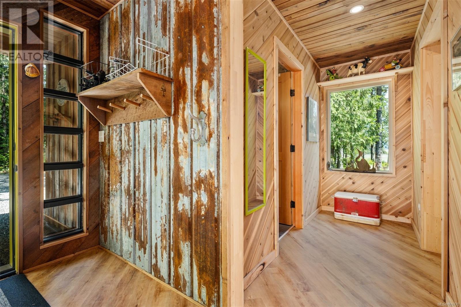1076 Pacific Rim Hwy, Tofino