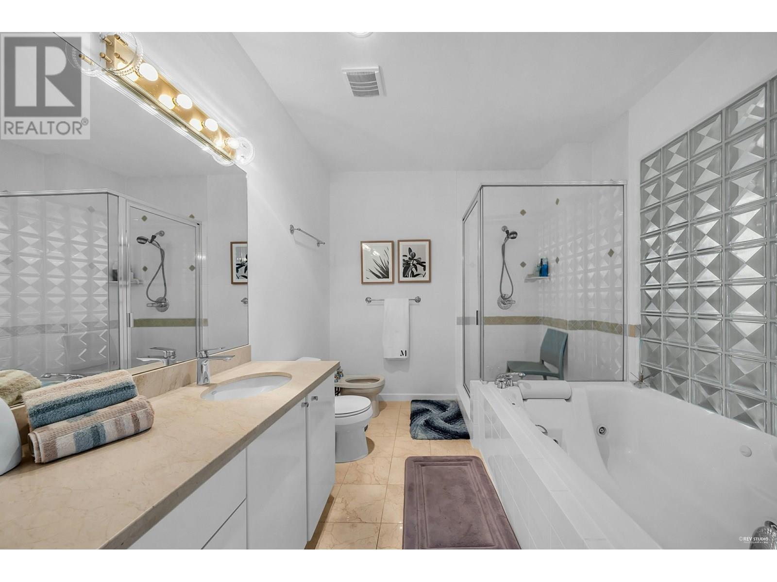 3402 1239 W GEORGIA STREET, Vancouver