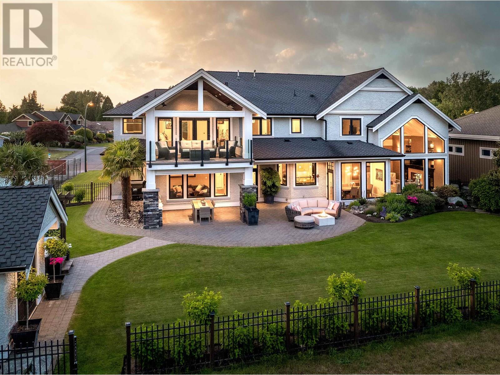 Photo 2 of 860 Jackson Way, Delta BC