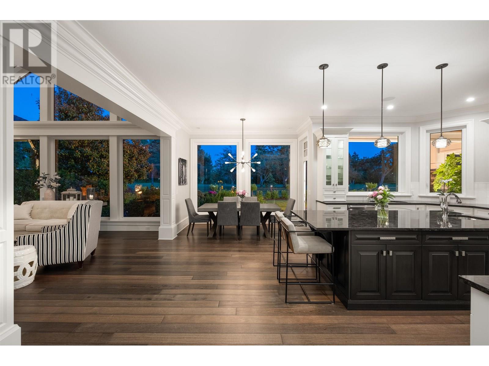 Photo 5 of 860 Jackson Way, Delta BC