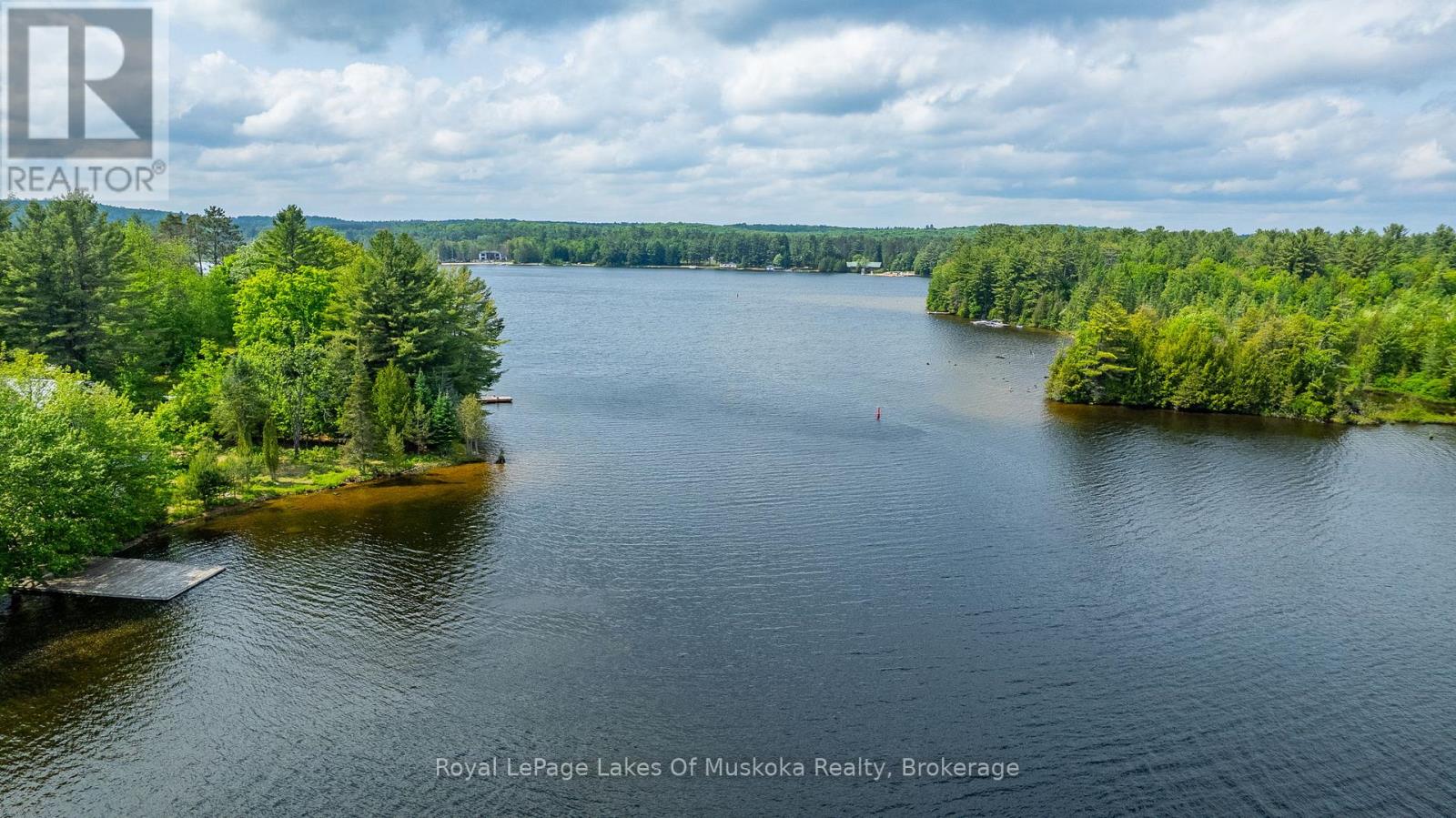 Photo 48 of 8 North Road, Lake Of Bays ON